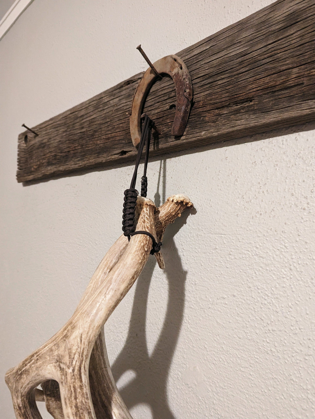Adjustable Antler Display Strap – Shed Hanger, Shed Hunting Decor
